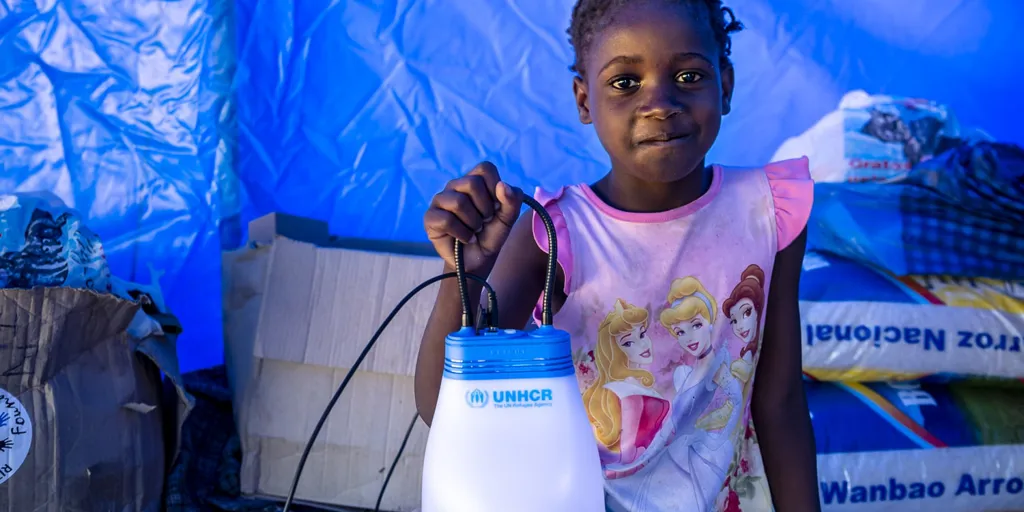 Solar Lanterns (1) Min