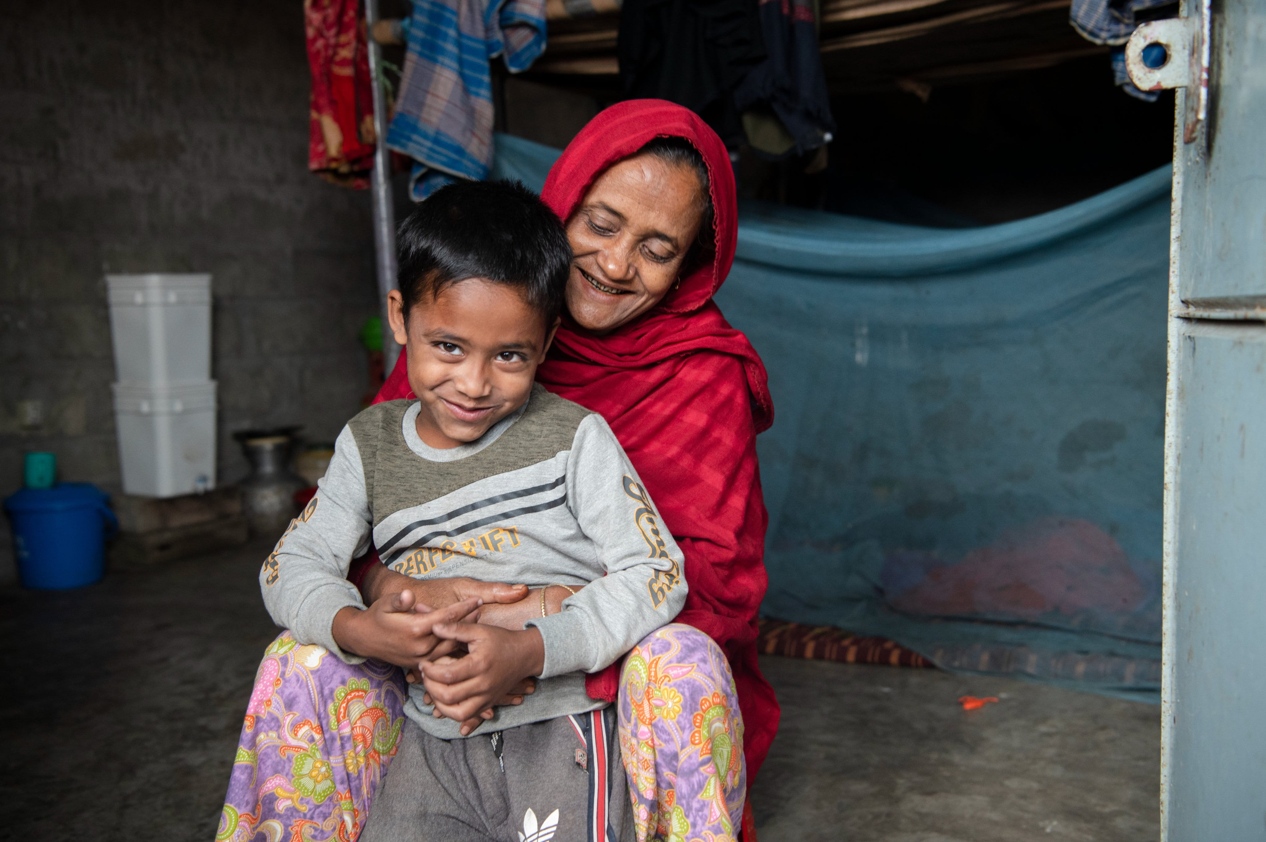 Bangladesh_Rohingya-Mother-And-Child-Min