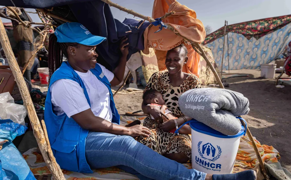 South-Sudan-UNHCR-distributes-relief-items-to-returnees-in-transit-centre