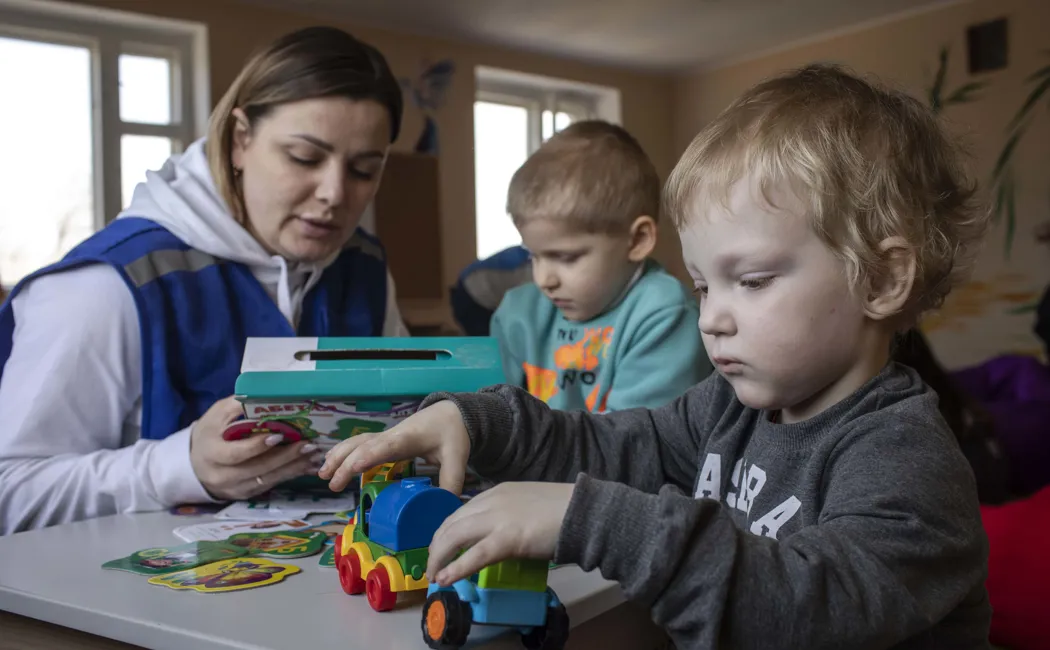 Ukraine. Psychosocial support for adults and children