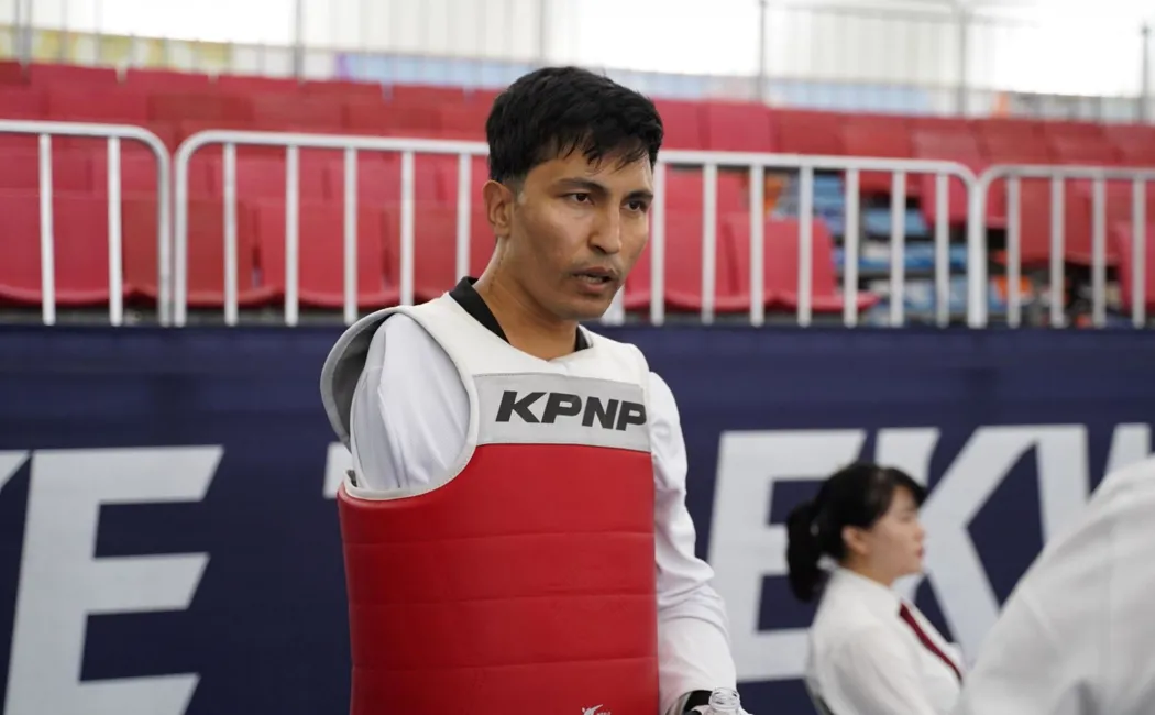 Paris. Hadi Hassanzada