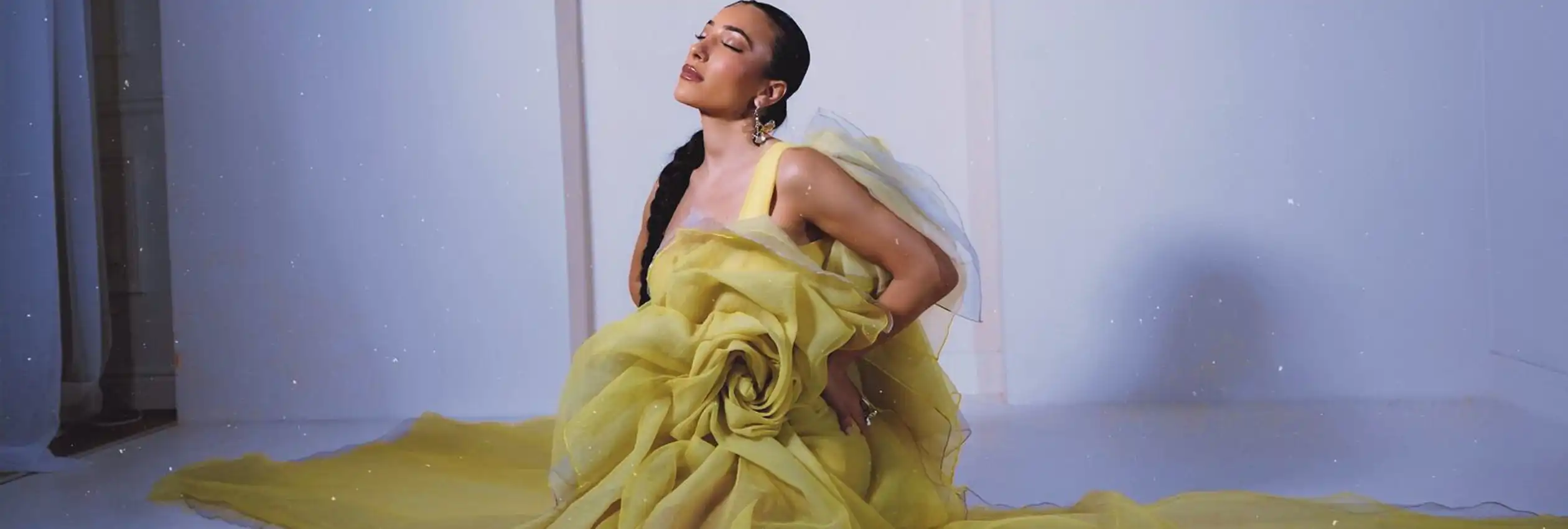 Aotearoa New Zealand. Nouri in yellow dress