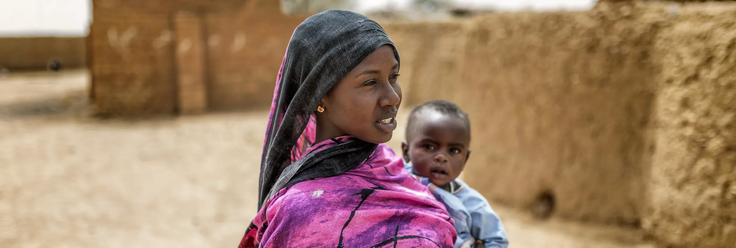 Chad_Darfuri-couple-put-education-at-heart-of-family-life