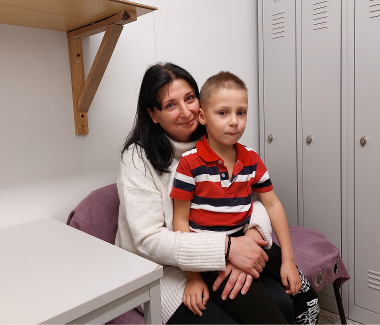 Ukraine. UNHCR supports displaced people in Dnipro with winter assistance