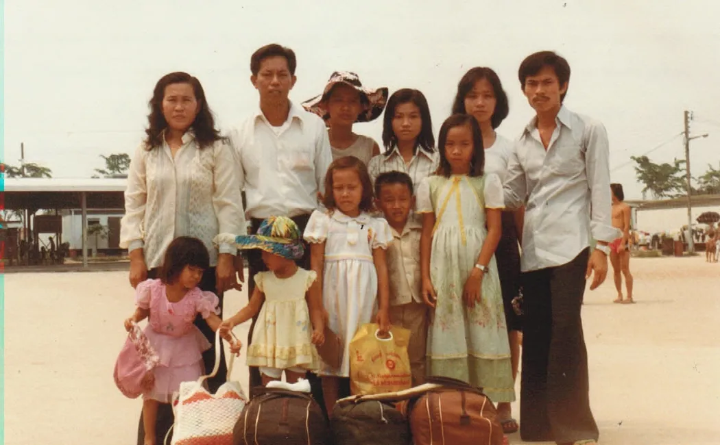 Malaysia. Oanh Tran With Family And Friends