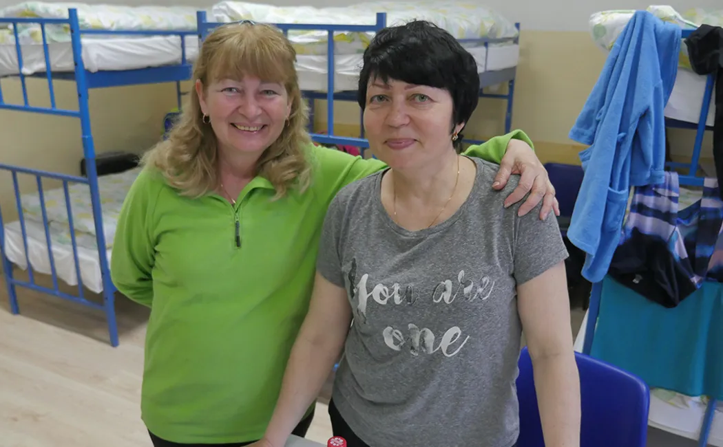 Facebook Cloud Of Uncertainty Starts To Lift For Ukrainian Sisters Fleeing War